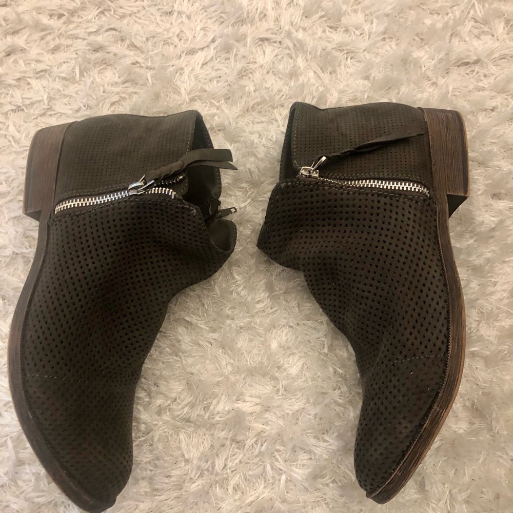 Booties - Picture 3 of 6
